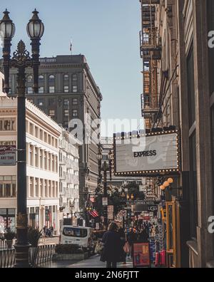 san francisco, CA, Stati Uniti febbraio 10 2023 vivace strada a san francisco Foto Stock