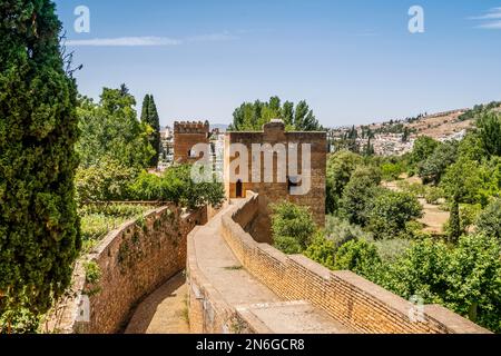 Mura del complesso del palazzo moresco chiamato Alhambra a Granada, Spagna Foto Stock