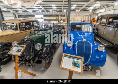 The Shuttleworth Collection , un museo aeronautico e automobilistico funzionante presso l'aeroporto di Old Warden Foto Stock