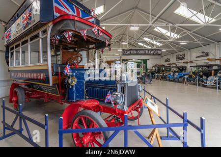 The Shuttleworth Collection , un museo aeronautico e automobilistico funzionante presso l'aeroporto di Old Warden Foto Stock