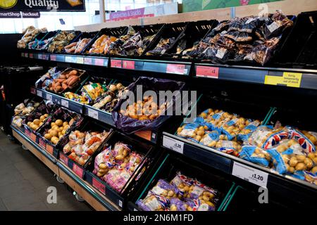 supermercato sainsburys, herne bay town, kent est, regno unito febbraio 2023 Foto Stock