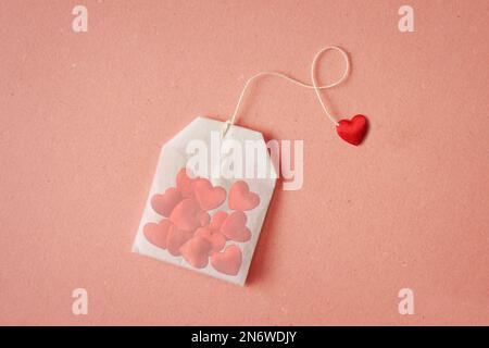 Borsa da tè con cuori - Love Concept Foto Stock