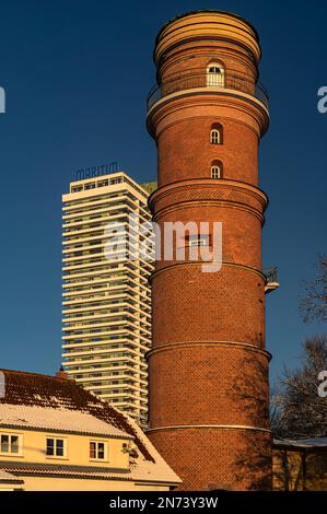 Vecchio e nuovo faro a Lübeck-Travemünde Foto Stock