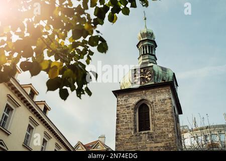 Praga, Repubblica Ceca - Novembre 2023. Kostel Petra na Porici. Chiesa di San Pietro Foto Stock