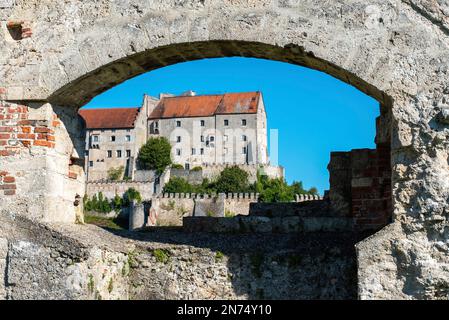Castello di Burghausen in Baviera, il più lungo castello del mondo, Germania Foto Stock