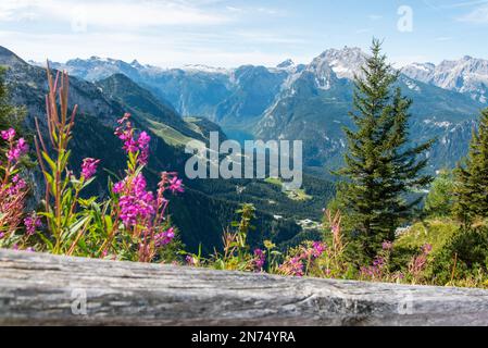 Vista dal Kehlsteinhaus verso le Alpi, Obersalzberg, Berchtesgarden, Germania Foto Stock