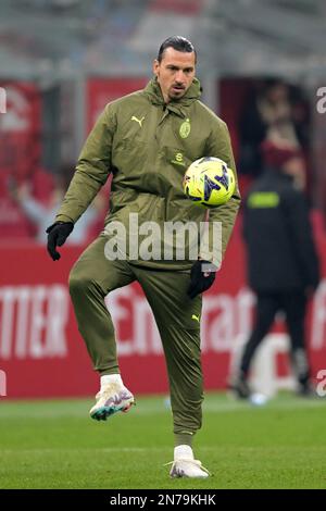 MILANO - Zlatan Ibrahimovic di AC Milan durante la serie italiana Una partita tra AC Milan e Torino FC allo stadio San Siro il 10 febbraio 2023 a Milano. AP | Dutch Height | Gerrit van Cologne Credit: ANP/Alamy Live News Foto Stock