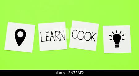 Didascalia di testo che presenta Learn Cook. Concetto di Internet acquisire conoscenze o acquisire competenze in cucina o cibo Foto Stock