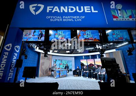 Phoenix, Stati Uniti. 10th Feb, 2023. Stand radio Fanduel al centro multimediale Super Bowl LVII di Phoenix, Arizona, 10 febbraio 2023. (Foto di Anthony Behar/Sipa USA) Credit: Sipa USA/Alamy Live News Foto Stock