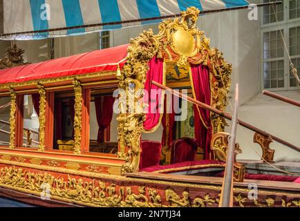 Royal Stables - Mostra "il Bucentauro e le carrozze reali" - Venaria reale, Torino, Piemonte, Italia settentrionale - Europa Foto Stock