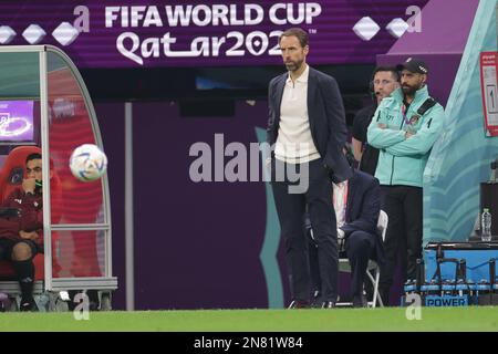 Al Khor, Qatar. 10th Nov 2022. Gareth Southgate of England visto durante la Coppa del mondo FIFA Qatar 2022 Quarter finale partita tra Inghilterra e Francia al Bayt Stadium. Punteggio finale: Inghilterra 1:2 Francia. (Foto di Grzegorz Wajda/SOPA Images/Sipa USA) Credit: Sipa USA/Alamy Live News Foto Stock