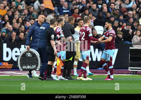 Londra, Regno Unito. 11th Feb, 2023. Flynn Downes di West Ham United viene a sostituire detto Benrahma di West Ham United durante la partita di Premier League tra West Ham United e Chelsea al London Stadium, Queen Elizabeth Olympic Park, Londra, Inghilterra il 11 febbraio 2023. Foto di Phil Hutchinson. Solo per uso editoriale, licenza richiesta per uso commerciale. Non è utilizzabile nelle scommesse, nei giochi o nelle pubblicazioni di un singolo club/campionato/giocatore. Credit: UK Sports Pics Ltd/Alamy Live News Foto Stock