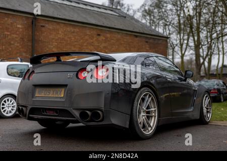 2009 Nissan GT-R Black Edition, in mostra all'Assemblea Giapponese tenutasi al Bicester Heritage Centre il 29th gennaio 2023. Foto Stock