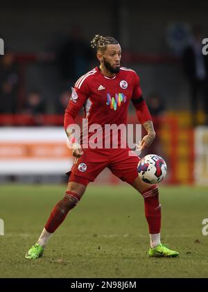 Kellan Gordan di Crawley Town durante la partita della EFL League Two tra Crawley Town e Crewe Alexandra al Broadfield Stadium di Crawley. 11th febbraio 2023 Foto Stock