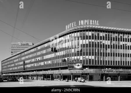 Imperial Hotel, progettato da otto Frankild insieme a Svend Aage Hansen e Jørgen Høj, completato nel 1961; Copenhagen, Danimarca Foto Stock