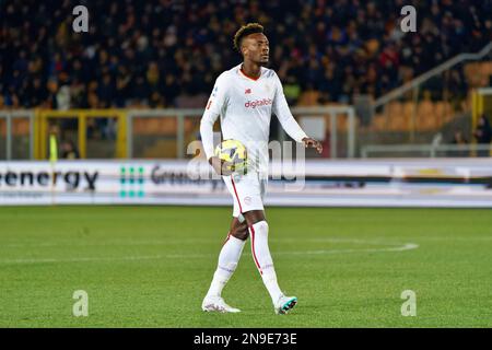 Lecce, Italia. 11th Feb, 2023. Tammy Abraham (AS Roma) durante US Lecce vs AS Roma, calcio italiano Serie A match in Lecce, Italy, Febbraio 11 2023 Credit: Independent Photo Agency/Alamy Live News Foto Stock