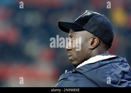 Mbaye Leye, allenatore capo di Essevee, nella foto durante una partita di calcio tra SV Zulte Waregem e KV Oostende, domenica 12 febbraio 2023 a Waregem, il giorno 22 della prima divisione del campionato belga della 'Jupiler Pro League' del 2022-2023. BELGA FOTO KURT DESPLENTER Foto Stock