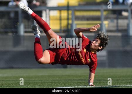 Roma, Italia, 11st febbraio, 2023 nella foto da sinistra a destra, Valentina Giacinti di AS Roma Durante il campionato femminile di calcio Serie a Match Roma contro Inter Credit: Massimo Insabato/Alamy Live News Foto Stock