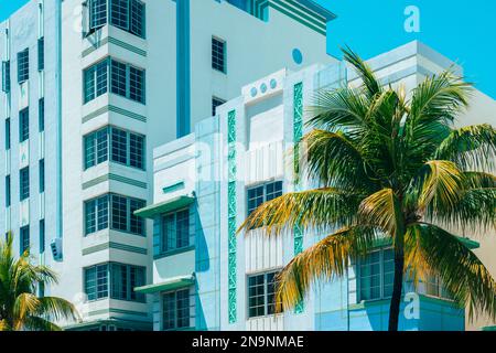 Dettaglio degli edifici Art Deco lungo Ocean Drive a Miami South Beach, Florida, USA. La maggior parte degli edifici Art Deco risalgono agli anni '1930s. Foto Stock