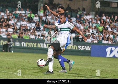 Curitiba, Brasile. 12th Feb, 2023. PR - Curitiba - 02/12/2023 - PARANAENSE 2023, CORITIBA X SAOJOSEENSE - Robson giocatore di Coritiba durante una partita contro Saojoseense allo stadio Couto Pereira per il campionato Paranaense 2023. Foto: Gabriel Machado/AGIF/Sipa USA Credit: Sipa USA/Alamy Live News Foto Stock