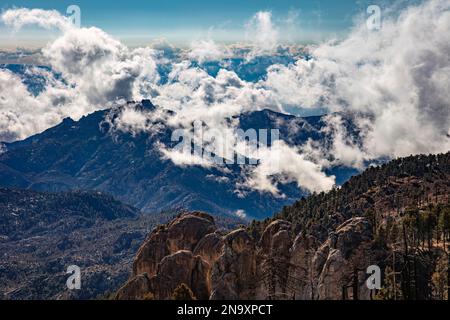 Vista dal Monte Lemmon, Santa Catalina Mountains, Arizona Foto Stock
