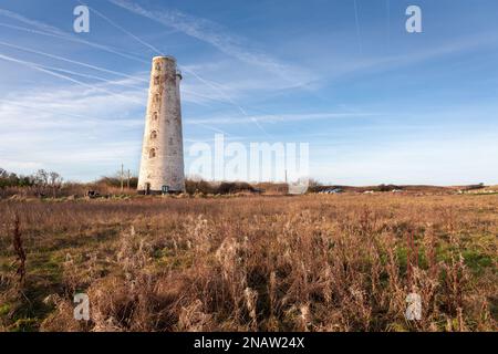 Wallasey, Regno Unito: Faro di Leasowe, costruito nel 1763 dalla Mersey Docks and Harbour Company. Un importante punto di riferimento nel North Wirral Coastal Park Foto Stock