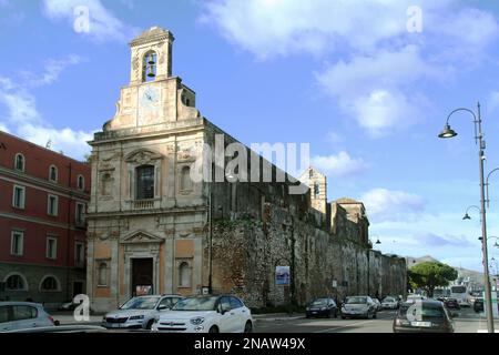 Gaeta, Italia. Esterno del Santuario barocco della Santissima Annunziata (13th-17th). Foto Stock