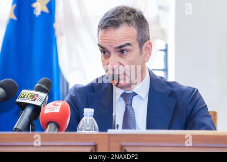 Catanzaro, Italia. 13th Feb, 2023. Roberto Occhiutogovernor della Calabria durante il Ministro degli interni Matteo Piantedosi inaugura un nuovo centro DIA a Catanzaro, News a Catanzaro, febbraio 13 2023 Credit: Agenzia indipendente per le foto/Alamy Live News Foto Stock