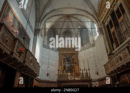 Brescia Italia Febbraio 12 2023:12th Duomo romanico del secolo famoso per la sua forma circolare e gli affreschi medievali Foto Stock