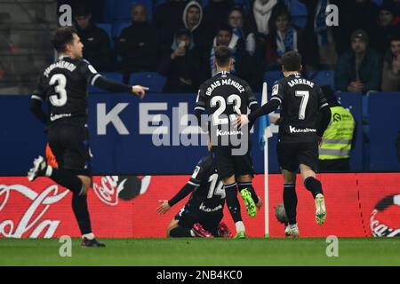 Barcellona, Spagna. 13th Feb, 2023. Take (Real Sociedad) durante Espanyol vs Real Sociedad, partita di calcio spagnola la Liga a Barcellona, Spagna, febbraio 13 2023 Credit: Independent Photo Agency/Alamy Live News Foto Stock