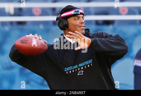 Carolina Panthers quarterback Cam Newton (1) warms up before an NFL  football game against the New Orleans Saints in New Orleans, Sunday, Jan.  2, 2022. (AP Photo/Butch Dill Stock Photo - Alamy