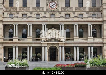 481 facciata dell'antica Dogana oggi sede della Biblioteca Comunale. Sydney-Australia. Foto Stock