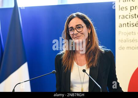 Emilie Freche, scrittrice, durante la cerimonia del Premio Ilan Halimi, che premia i giovani di età inferiore ai 25 anni impegnati nella lotta contro il pregiudizio razzista e antisemita, si è recata al Ministero della Giustizia, a Parigi, in Francia, il 13 febbraio 2023. Foto di Victor Joly/ABACAPRESS.COM Foto Stock