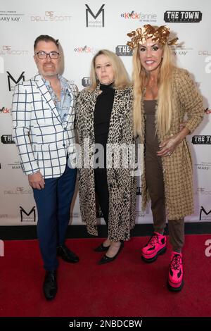 Bryan Griffin, Deb Chandler e Luciana Pampalone partecipano al Dell Scott Collection NYFW Runway Show al 52 Walker Street New York, NY il 11 febbraio 2022 (Photo by David Warren /Sipa? USA) Credit: Sipa USA/Alamy Live News Foto Stock