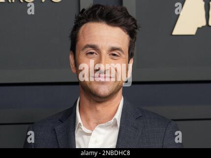 Los Angeles, Stati Uniti. 13th Feb, 2023. Justin Hurwitz arriva al 95th° Oscar Nominees Luncheon che si tiene al Beverly Hilton di Beverly Hills, CA lunedì 13 febbraio 2023. (Foto di Sthanlee B. Mirador/Sipa USA) Credit: Sipa USA/Alamy Live News Foto Stock