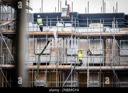 VLAARDINGEN - lavoratori edili al lavoro nel nuovo progetto di costruzione Park Vijfsluizen da Heijmans impresa di costruzione. ANP JEFFREY GROENEWEG olanda fuori - belgio fuori Foto Stock