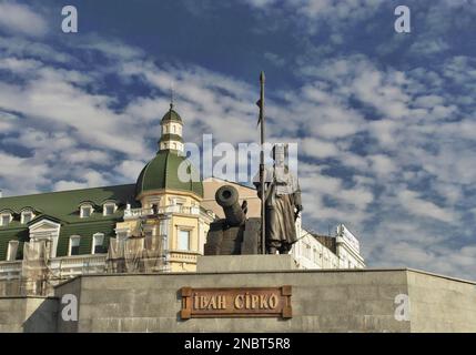 Kharkiv,Ucraina,10.14.2020.Monumento all'ataman dell'esercito di Zaporizhzhya Ivan Sirko, città di Kharkiv Foto Stock