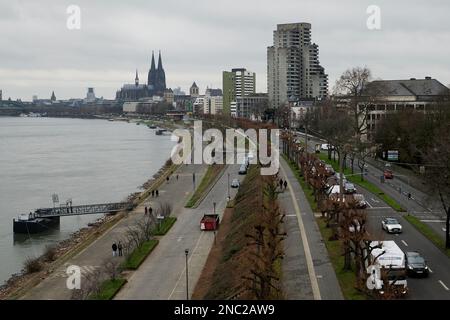 Colonia Dom e Rheine in Germania. Panorama dello skyline di Colonia con la Cattedrale di Colonia Foto Stock