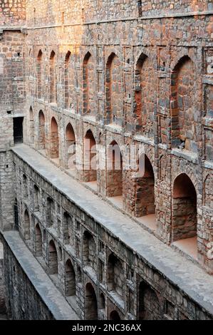 Agrasen ki Baoli o Ugraen ki Baodi steppwell - Nuova Delhi, India Foto Stock