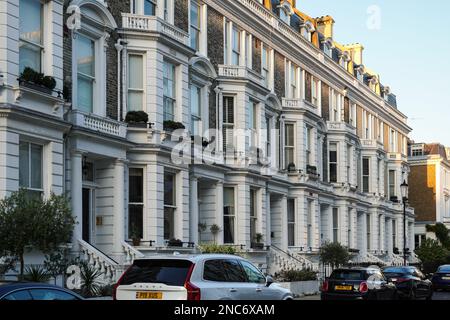 Victorian Terrace case a Kensington, Londra Inghilterra Regno Unito Regno Unito Foto Stock