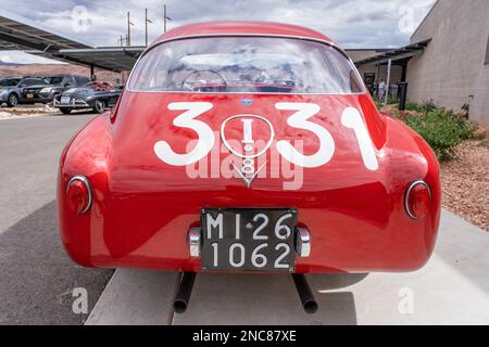 Vista di un'auto sportiva Fiat 8V Zagato del 1955 costruita in Italia nel rally Colorado Grand Road. Foto Stock