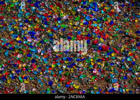 Frammenti di vetro colorato Foto Stock