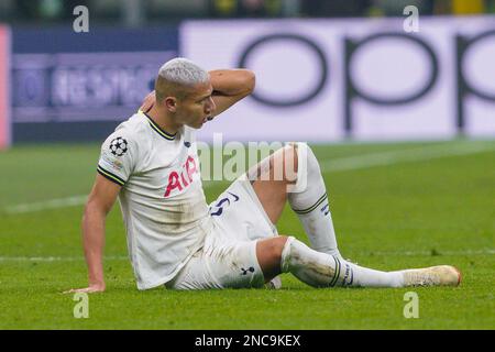 Milano, Italia. 14th Feb, 2023. Richarlison di Tottenham Hotspur durante il round della UEFA Champions League di 16 tappa una partita tra AC Milan e Tottenham Hotspur allo Stadio Giuseppe Meazza, Milano, Italia, il 14 febbraio 2023. Credit: Giuseppe Maffia/Alamy Live News Foto Stock