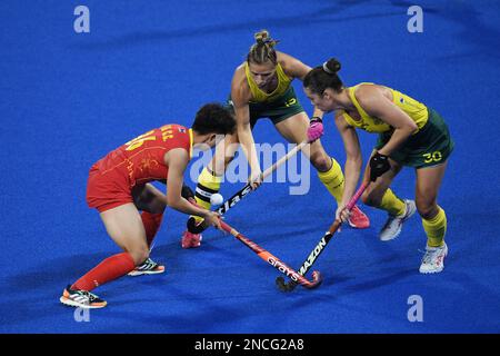 Sydney, NSW, Australia. 13th Feb, 2023. 13 febbraio 2023, Sydney Australia, Chen Yang (L) Marriah Williams (C) e Yang Haoting (R) in azione durante la FOH femminile (International Hockey Federation) Pro League2022/23 Field Hockey match tra Australia e Cina all'Olympic Park Hockey Centre di Sydney, (Credit Image: © Danish Ravi/ZUMA Press Wire) SOLO PER USO EDITORIALE! Non per USO commerciale! Foto Stock