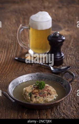 Zuppa austriaca in rame Pot Foto Stock