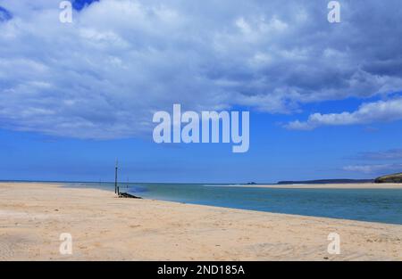 La spiaggia e l'estuario, Hayle, Cornovaglia, Regno Unito - John Gollop Foto Stock