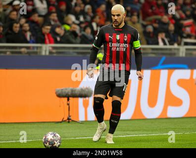 Milano Febbraio 14 2023 G. Meazza Stadium UEFA Champions League 2022/23 AC Milan Tottenham Hotspur nella Foto : Theo Hernandez c.a. milano Foto Stock