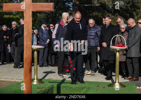 I funerali di Miroslav Ciro Blazevic, allenatore di calcio ed ex allenatore capo della nazionale croata al cimitero Mirogoj di Zagabria, Croazia il 15 febbraio 2023. Foto: Luka Stanzl/PIXSELL Foto Stock