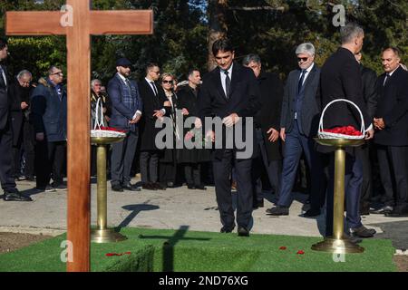 I funerali di Miroslav Ciro Blazevic, allenatore di calcio ed ex allenatore capo della nazionale croata al cimitero Mirogoj di Zagabria, Croazia il 15 febbraio 2023. Foto: Luka Stanzl/PIXSELL Foto Stock