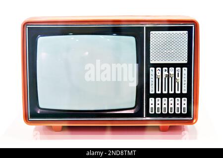 Televisore retro con isolamento bianco Foto Stock